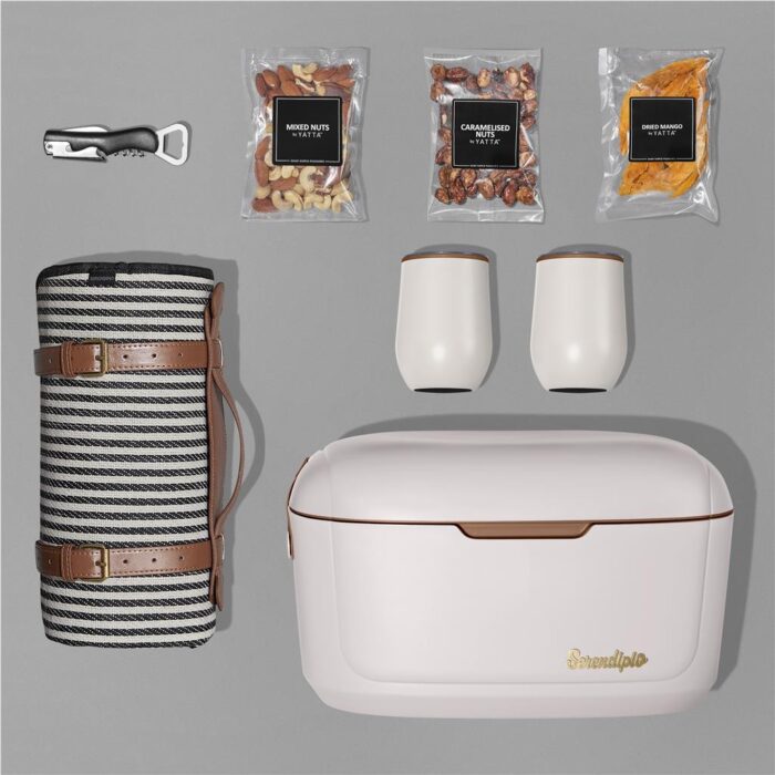 Yatta Chic Chill Hamper
